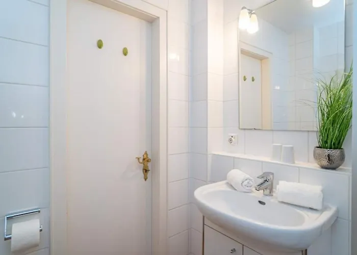 Appartement Carmen Sylva, App 30 *